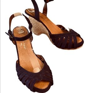 Eric Michael Kamielle wedge sandal, navy blue, ankle strap size 7.5 (38)